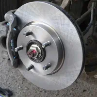 خدمات تخصصی  ترمز خودرودرمحل شما.