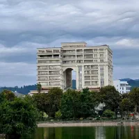 قیمت-استثنایی-واحد-80متری-کلیدنخورده-طبقه-اول