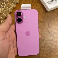 ایفون ۱۶ نرمال صورتی