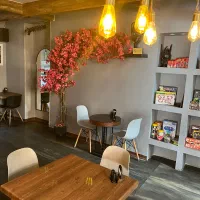 استخدام ظرفشور در کافه