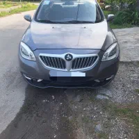 برلیانس۳۳۰ گیربکس اتوماتیک سانروف دار