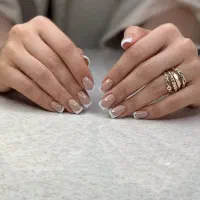 کاشت ناخن وترمیم تخصصی