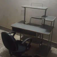 میز کامپیوتر و صندلی چرخدار