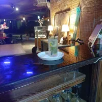 باریستا ـ آشپز  (وارد به غذاهای ایرانی و فرنگی)