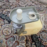 چرخ گوشت ۲۲۰وات سالم