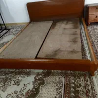 تخت دو نفره چوب