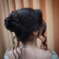 میکاپ و شنیون|خدمات آرایشگری و زیبایی|الیگودرز, |دیوار