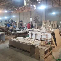 استخدام نیروی کار