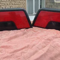 یک جفت چراغ خطر پژو تمیز