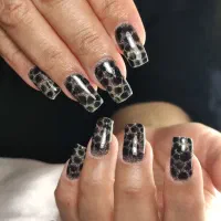 کاشت ناخن بهترین  قیمت ومقاومت