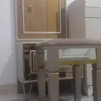 پاتختی در حد نو|تخت و سرویس خواب|رشت, معلولین|دیوار