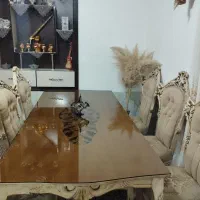 میزغذاخوری سلطنتی