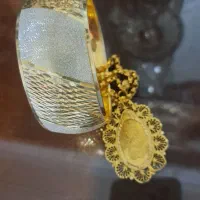 دویست گرم طلا