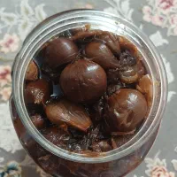 سیر ترشی ۸ ساله