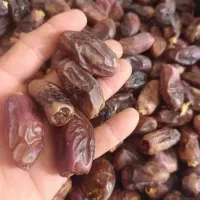 خرما دیری درجه یک تمیز ۹۰۰۰۰