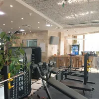 باشگاه  مردانه اورست (آشپزخانه)