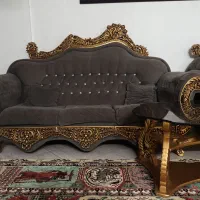 مبل نیمه سلطنتی