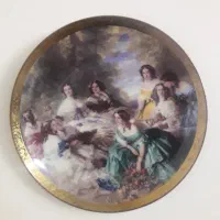 بشقاب های آنتیک|کلکسیون اشیاء عتیقه|مراغه, |دیوار