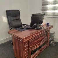 اجاره میز در فضای اشتراکی