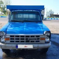 نیسان وانت مدل ۸۱