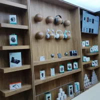 فروش‌ دکوراسیون لوکس‌ برای موبایل فروشی