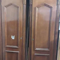 کمد لباس چوبی