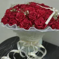 گل جاویدان وگل روبانی