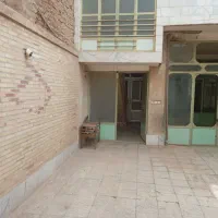 فروش فوری منزل مسکونی در کوچه خانه کارگر