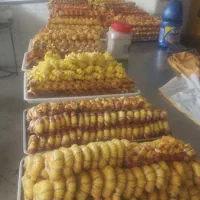 کار در کارگاه قنادی