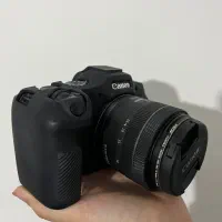 دوربین کنون r8 در حد نو همراه لنز کیت|دوربین عکاسی و فیلم‌برداری|هشتگرد, هشتگرد قدیم|دیوار