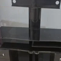 میز تلویزیون شیک در حد نو فروش فوری