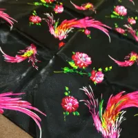 یک گواره پارچه غفوری قدیمی