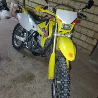 سوزوکی drz400