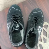 کفش فوتسال دخترانه سایز۳۶