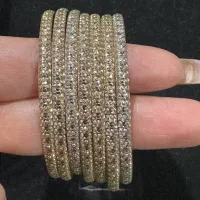 النگو گلبهار|جواهرات|قم, باغ شازده|دیوار