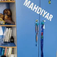 تخت خواب نوجوان و کمد|تخت و سرویس خواب|قائم‌شهر, |دیوار