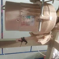 چرخ کشوک دوزی نوع|چرخ خیاطی و ریسندگی|سیب و سوران, |دیوار