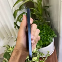 اپل iPhone 13 با حافظهٔ ۱۲۸ گیگابایت