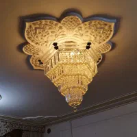 لوستر کریستالی با ۱۰ لامپ