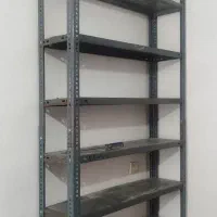 لوازم منزل (قفسه، پرده، گلیم و آینه کنسول)