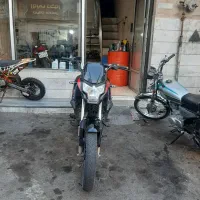 دی اس ۲۰۰مدل۴۰۲