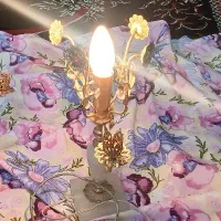 میز تلوزیون و شمعدانی