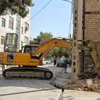 بیل میکانیکی کوماتسو ۲۰۰ خط ۷ مدل ۲۰۰۳