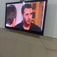 تلویزیون ال سی دی. ۴۲ اینج ال جی