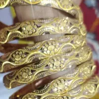 طلا به قیمت ۲۰۰بالا تابلو