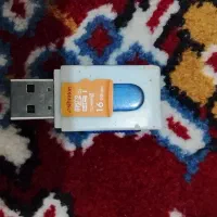 یک عدد مموری 16گیگ به فروش می‌رسد