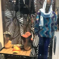 قفسه و رگال، لوازم مزون و لباس|فروشگاه و مغازه|شیراز, گلستان|دیوار