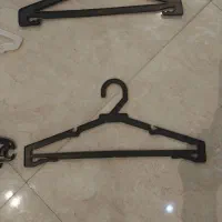 چوبکار لباس پلاستیکی و فلزی