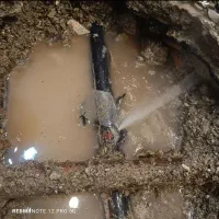 نشت یابی و ترکیدگی و لوله بازکنی نم و چکه