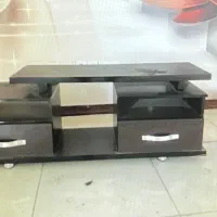 میز تلویزیون در حد نو